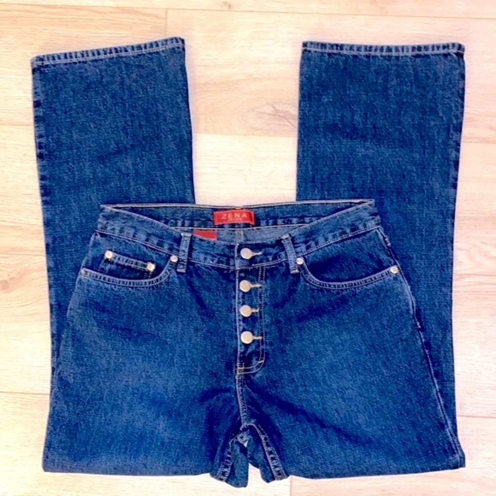 Zena Buttonfly 100% Cotton Mid-Rise Medium Wash Jeans. Size 10
